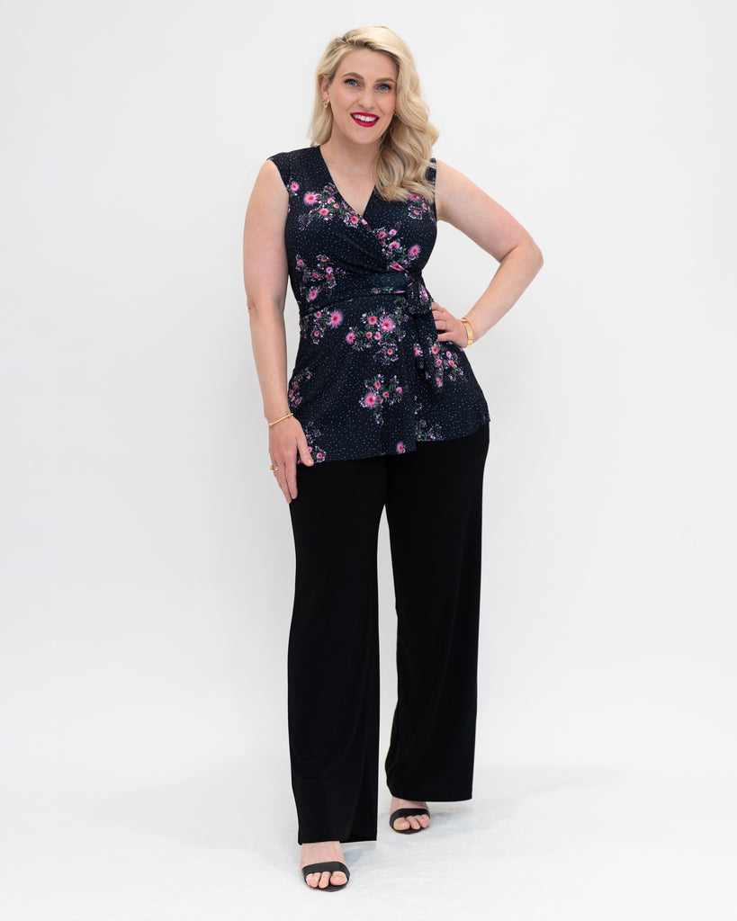 wrap top in jasmine print with no sleeve 