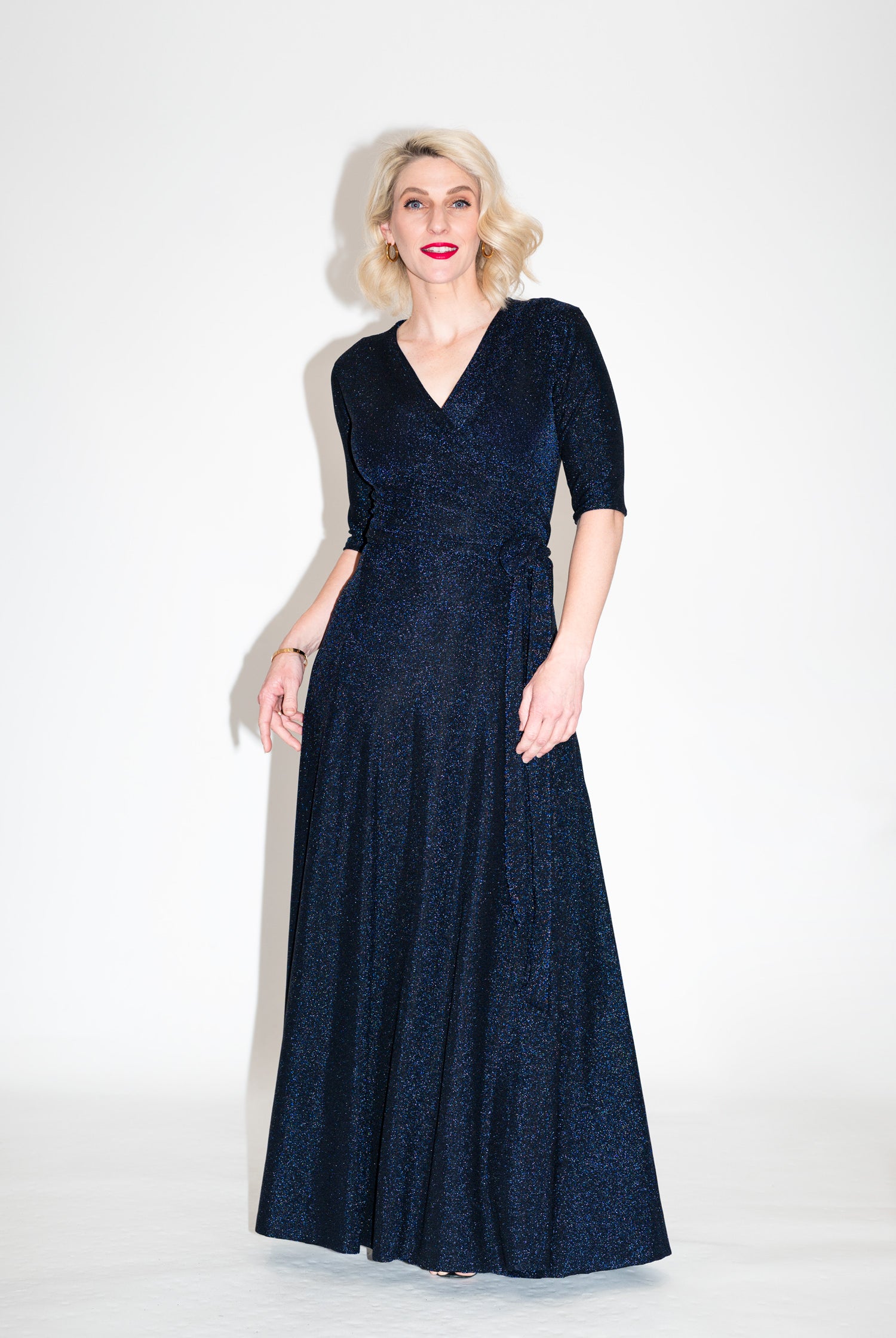 Evening Dresses & Sparkly Tops Sizes 622 | Made in Melbourne BY SAMANTHA MELBOURNE Evening Dresses & Sparkly Tops Sizes 622 | Made in Melbourne BY SAMANTHA MELBOURNE